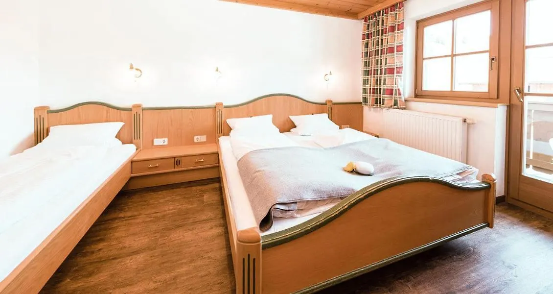 Feriengut Hasenau Aparthotel Saalbach-Hinterglemm