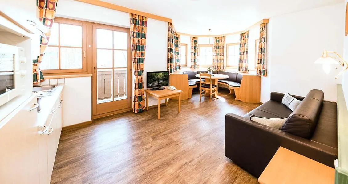 Feriengut Hasenau Aparthotel Saalbach-Hinterglemm 0*,